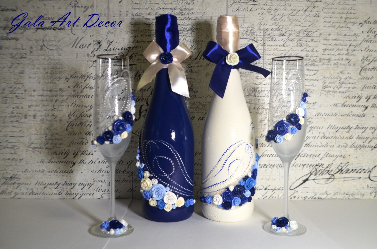 Изображение Свадебный набор в синей гамме. Розы из полимерной глины, точечная роспись