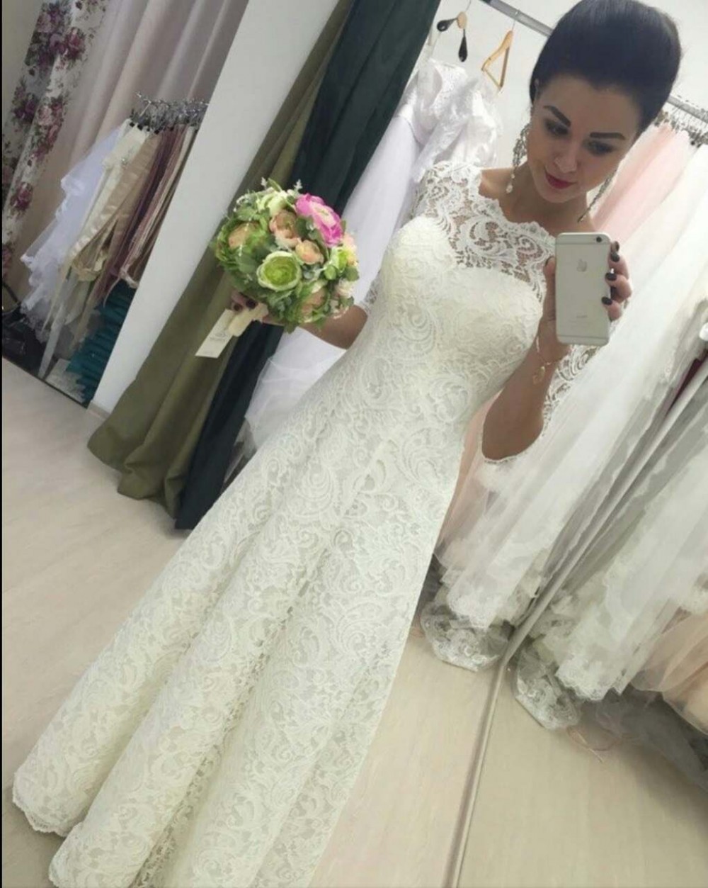Изображение Кружевное свадебное платье для полных Инесса