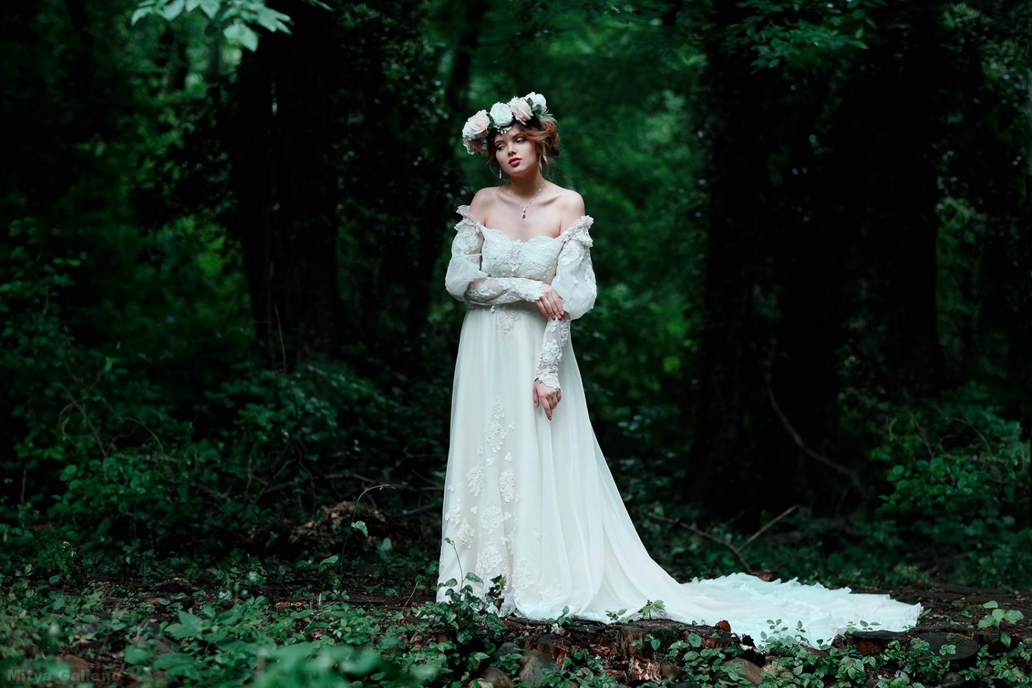 Изображение Невеста в Образе Лесной Нимфы