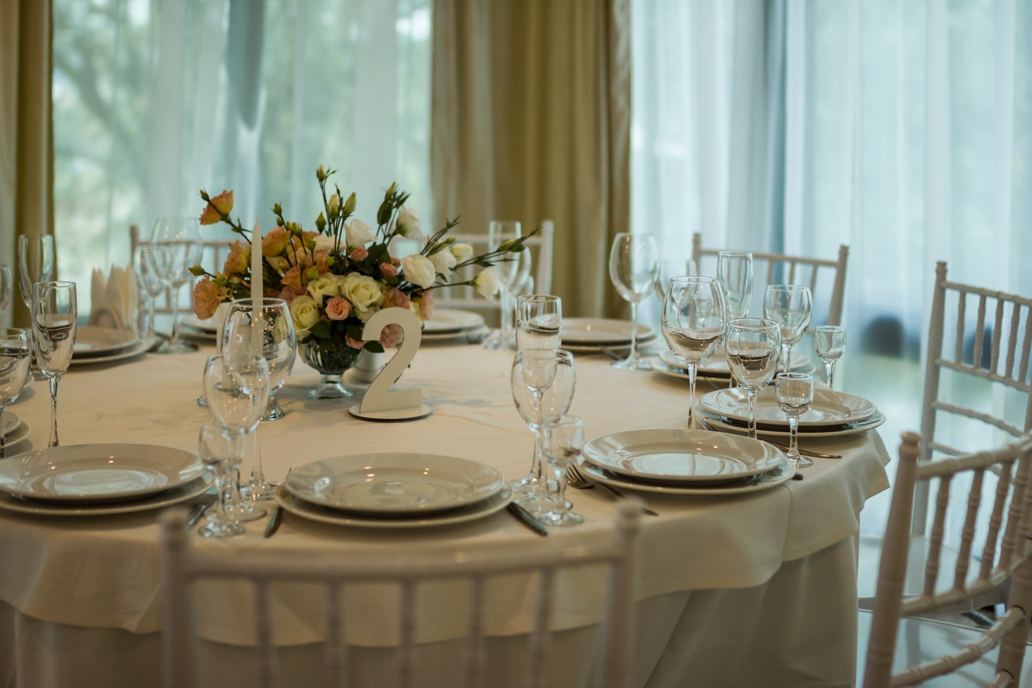 Изображение Цветы на столы гостей