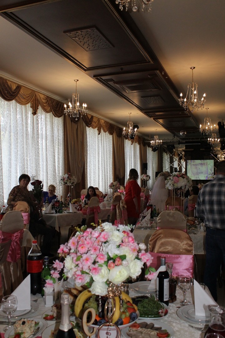 Изображение Цветы для гостевых столов на свадьбу