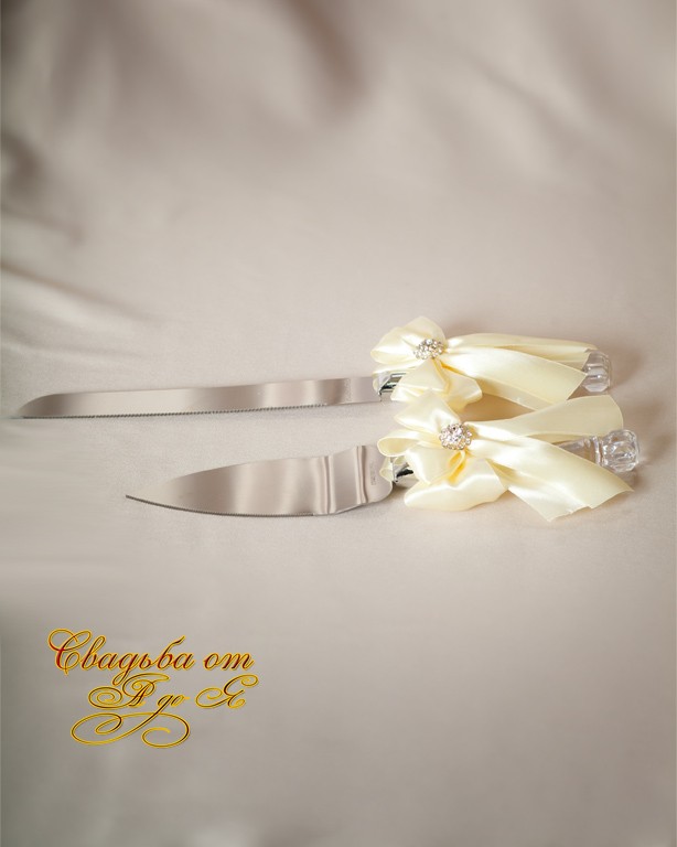 Изображение Лопатка и нож для свадебного торта