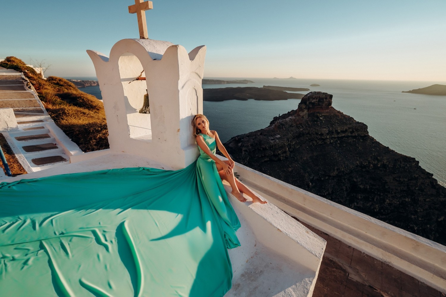 Изображение Ирина и Виталий. Нереально красивая свадьба на острове Санторини в Греции