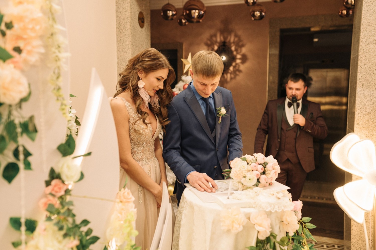 Изображение Церемония бракосочетания Дмитрия и Галины