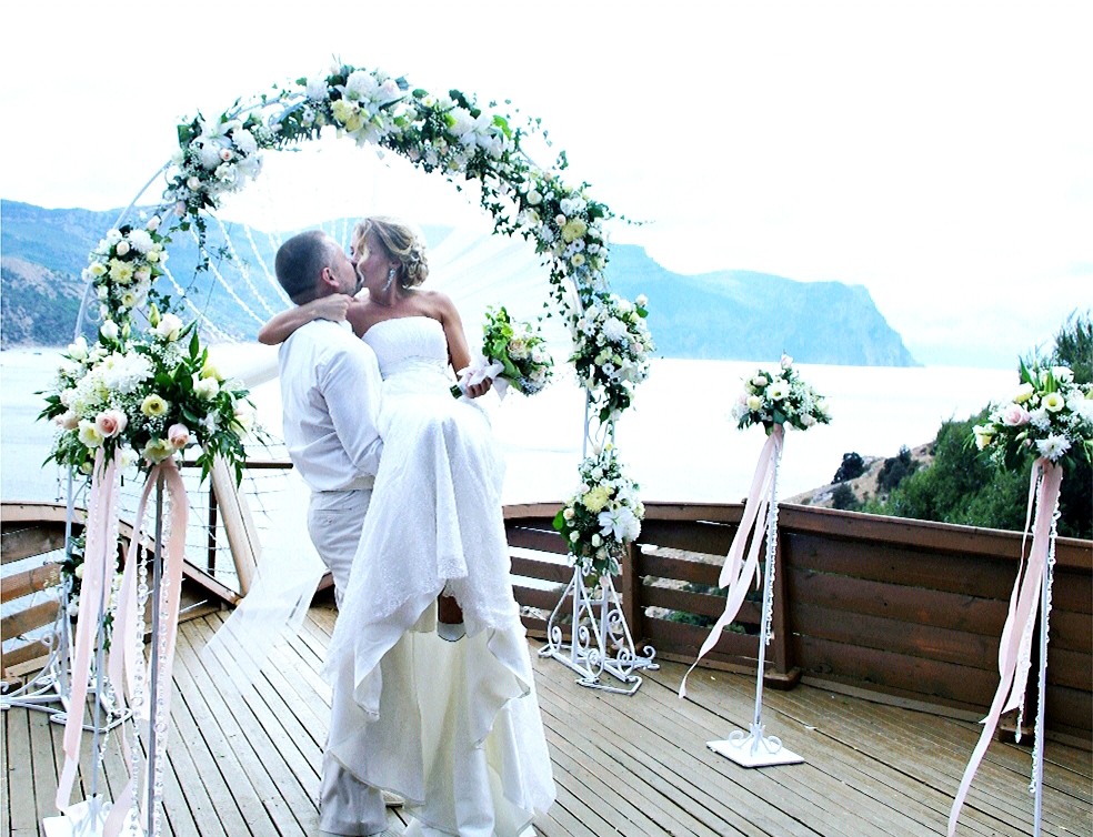 Изображение Фото 13 Арка на церемонии бракосочетания