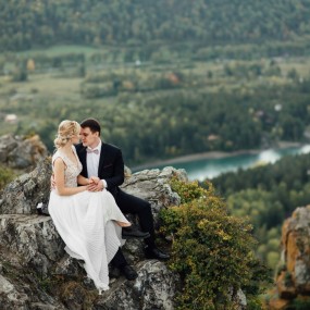 Изображение Свадебная история: Рустик с золотыми нотками  и в горах Алтая